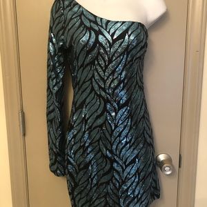 One shoulder sequined Mini dress